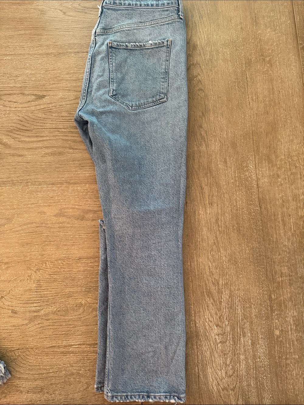 Agolde Light Riley Blue Button-Fly Jeans - Picture 5 of 7
